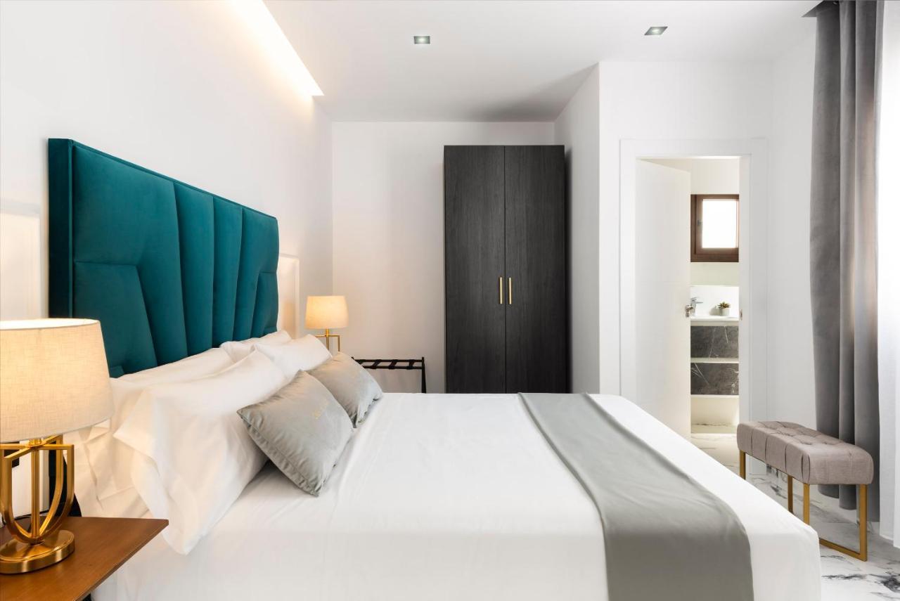 Quivir Apartamentos Deluxe Casa Del Arco 安度亚尔 外观 照片