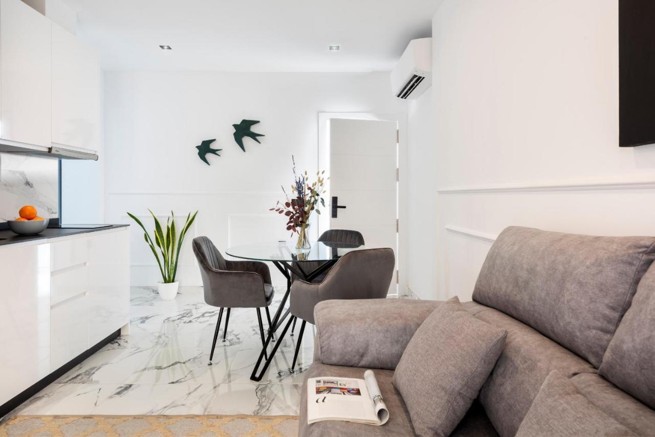 Quivir Apartamentos Deluxe Casa Del Arco 安度亚尔 外观 照片